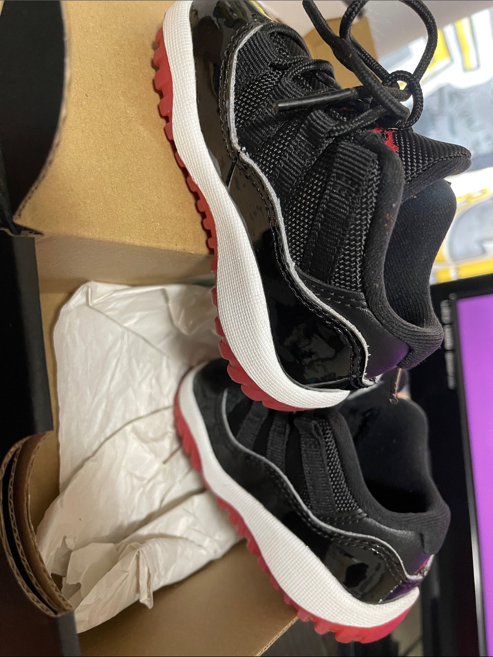 Jordan Kids Black and Red Low-Top Sneakers